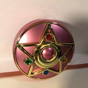 Sailor moon power bank